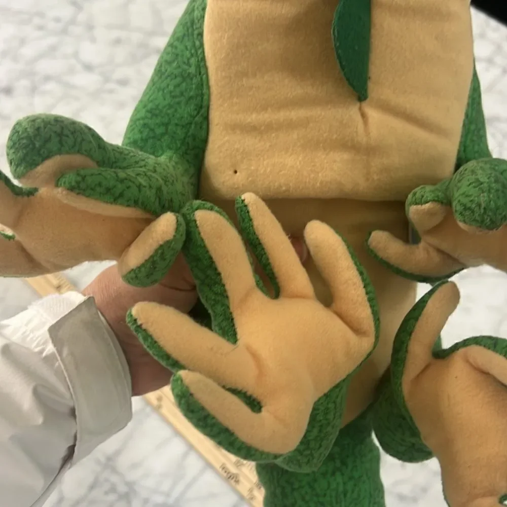 Folkmanis Furry Folk Lizard Iguana Hand Puppet Folktails Gecko Full Body